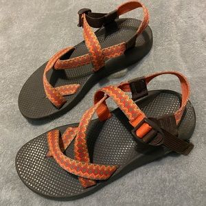 orange chacos
